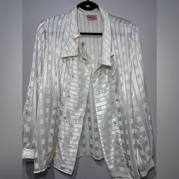 White Vintage Satin Blouse with optional bow tie - Picture 3 of 8